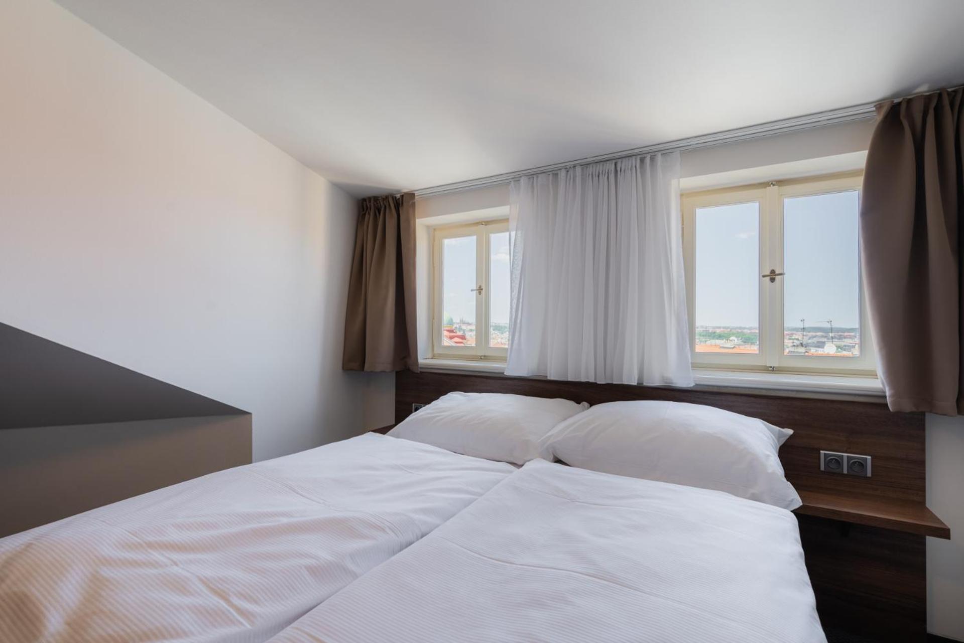 Hotel Ea Victoria 4*