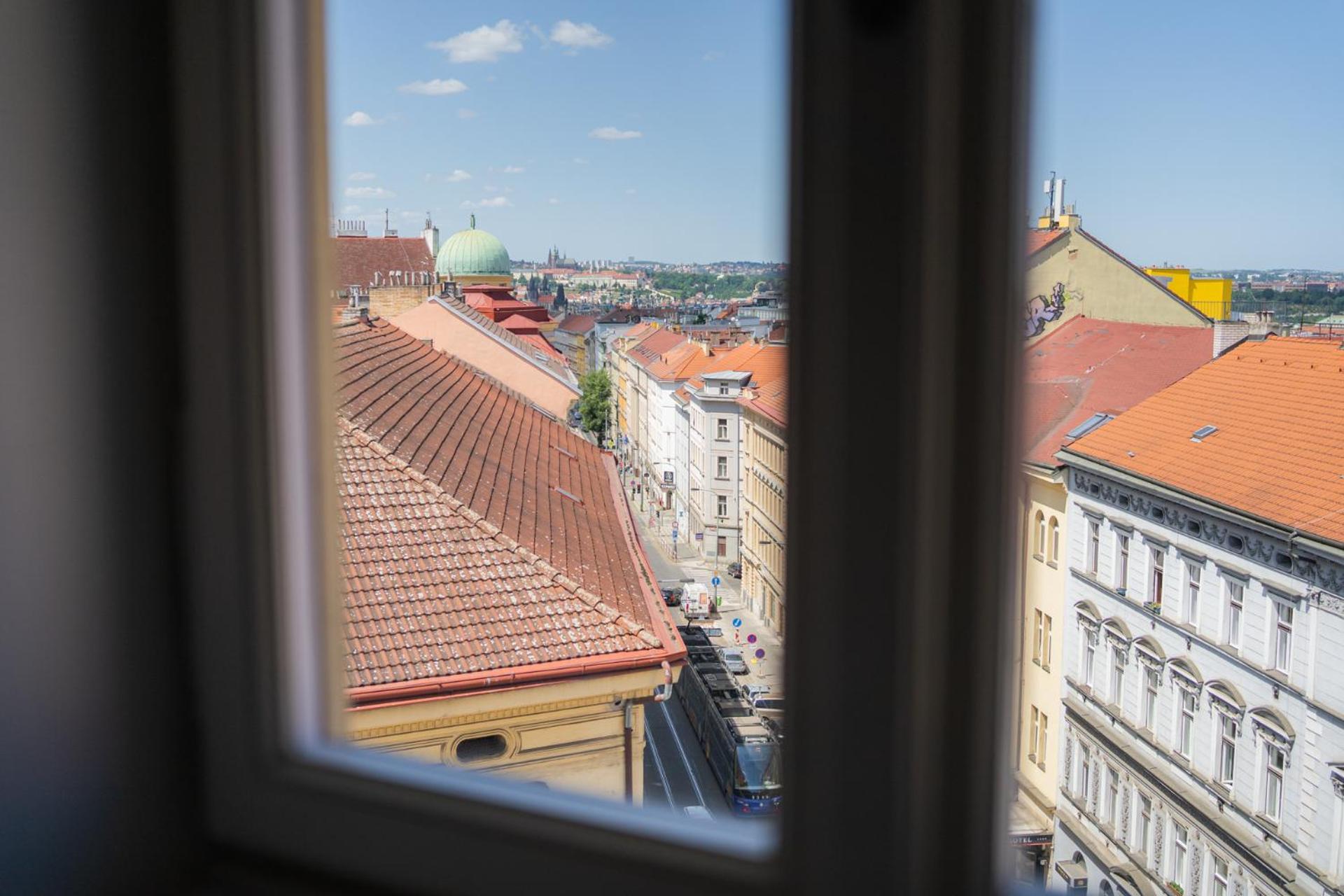 Ea Victoria Prague