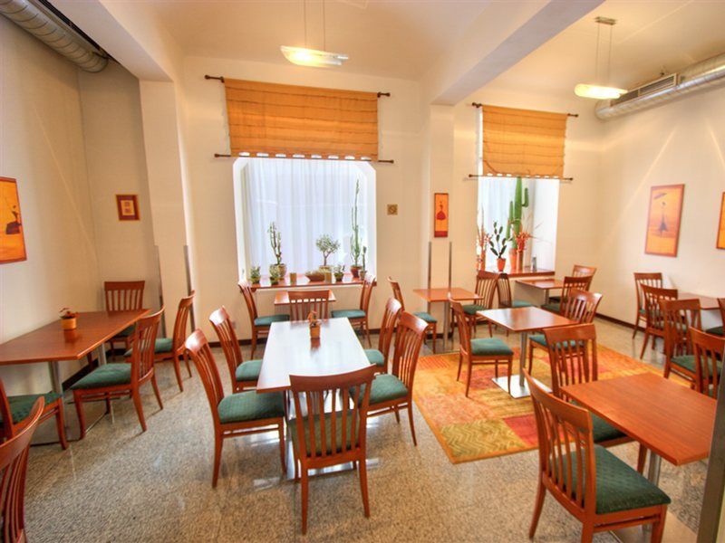 Ea Victoria 4* Prague